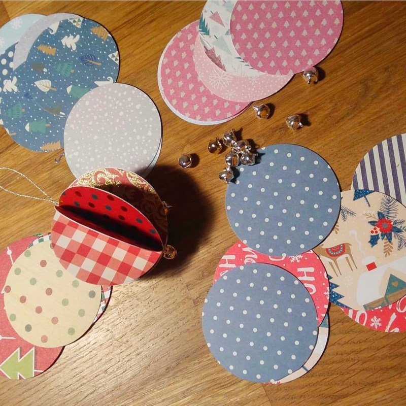boule de Noël en papier&nbsp;#231